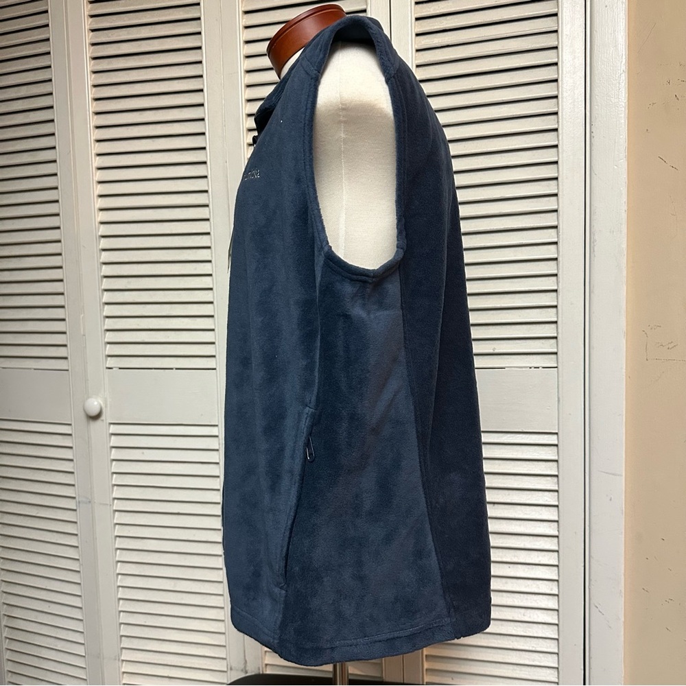 NWTs Columbia Vest Size XL Fleece Dark Blue Stretch - Picture 4 of 7